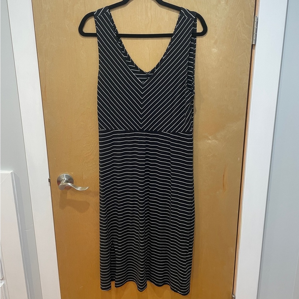 Carve Designs Organic Cotton Stripped Midi Dress Black and White